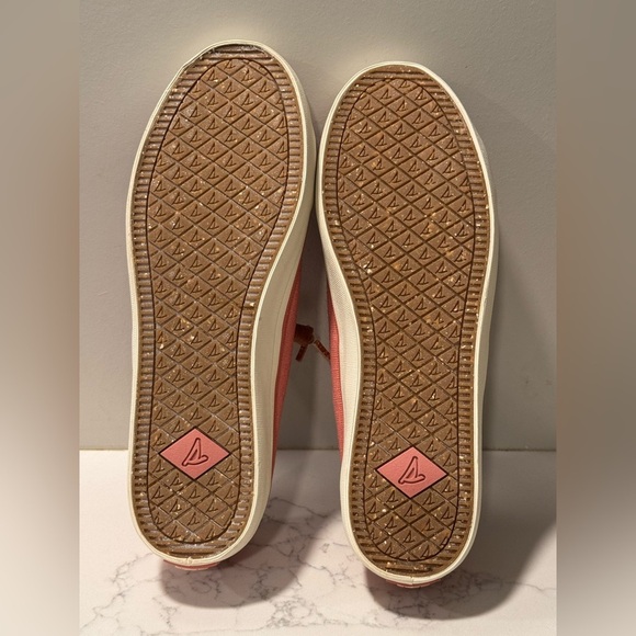 Sperry Crest Vibe Pink Shimmer Sneakers - Picture 11 of 12